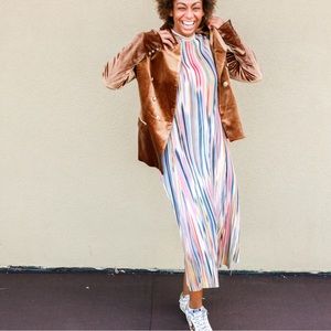 Boutique Midi Dress 🤩